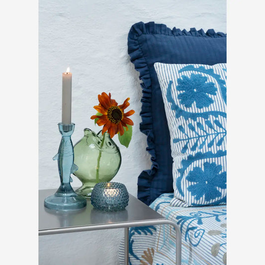 Housse de coussin brodée et rayée ALICE 45x45 bleu